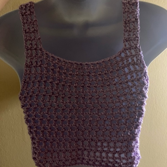 Handmade Mesh Crochet Top & Hat - Picture 9 of 9